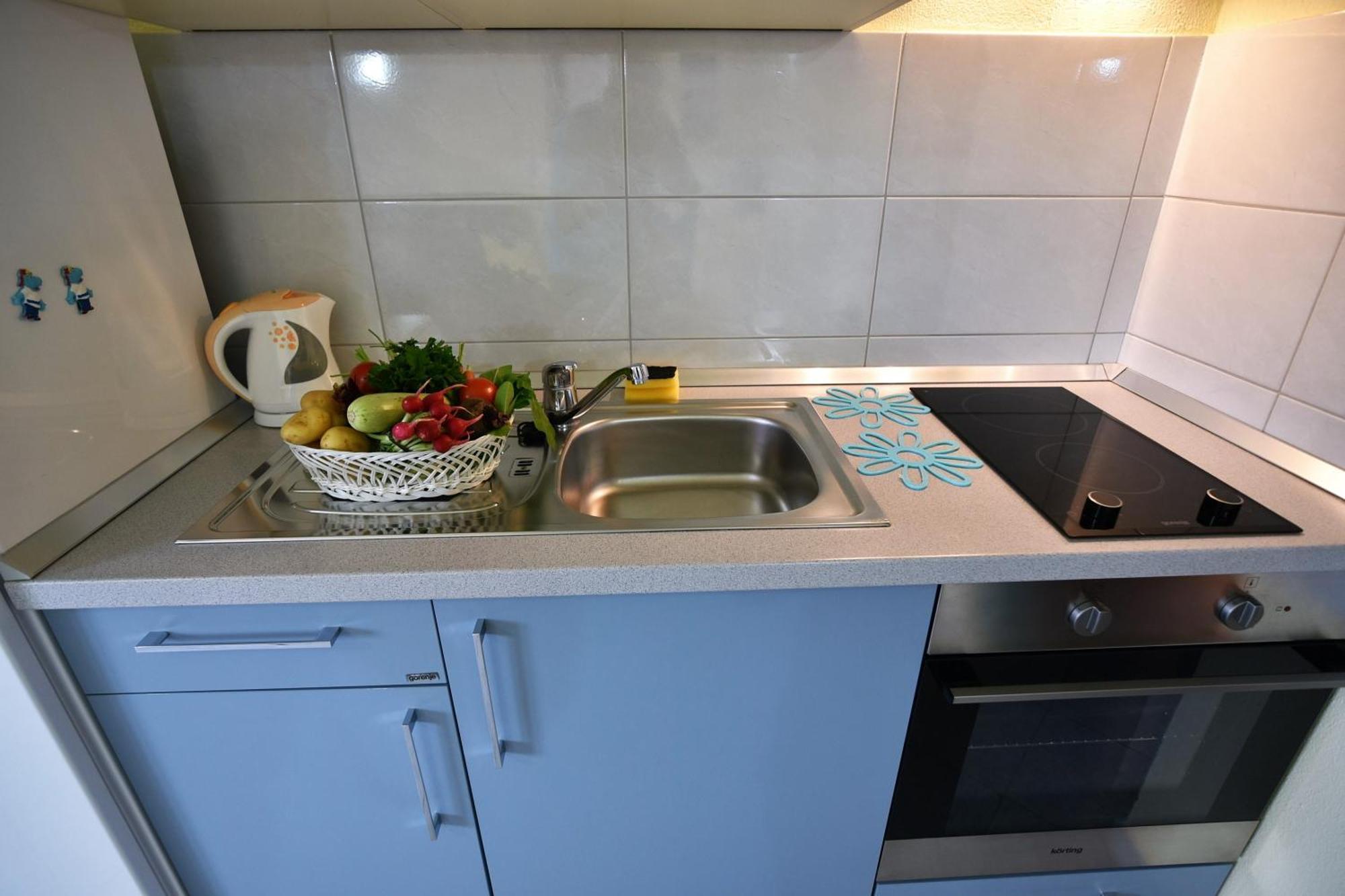 Apartmani Natasa Nino Jezera, Murter Bilik gambar