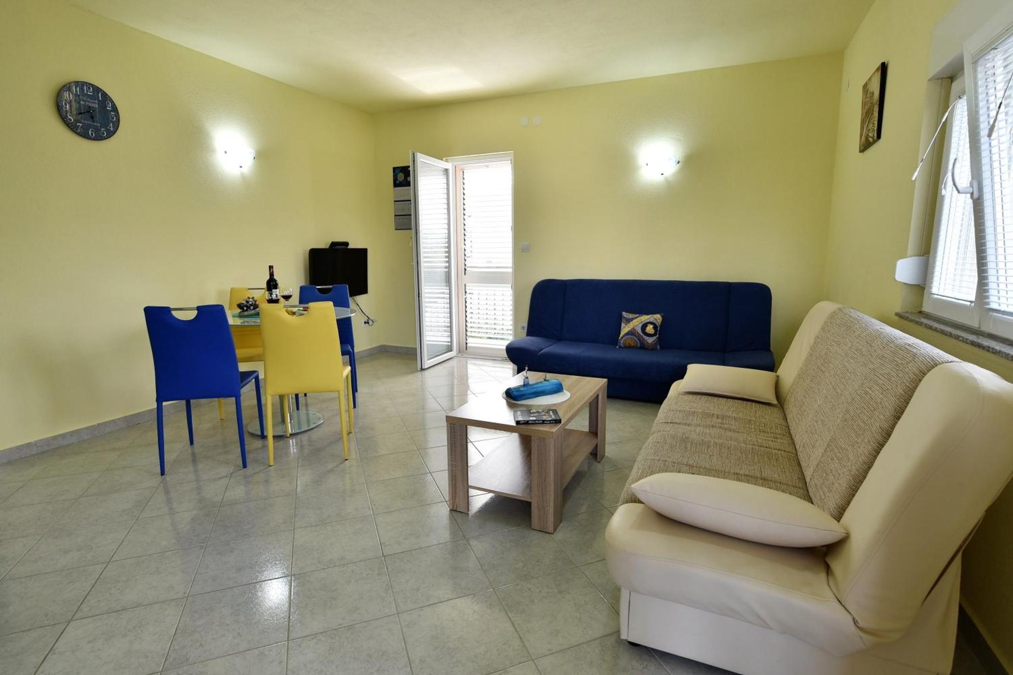 Apartmani Natasa Nino Jezera, Murter Bilik gambar